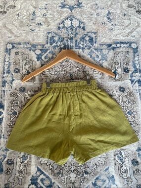 NWOT Hawaiian Golden Sea 100% Linen High-Waist Green Women’s Shorts
